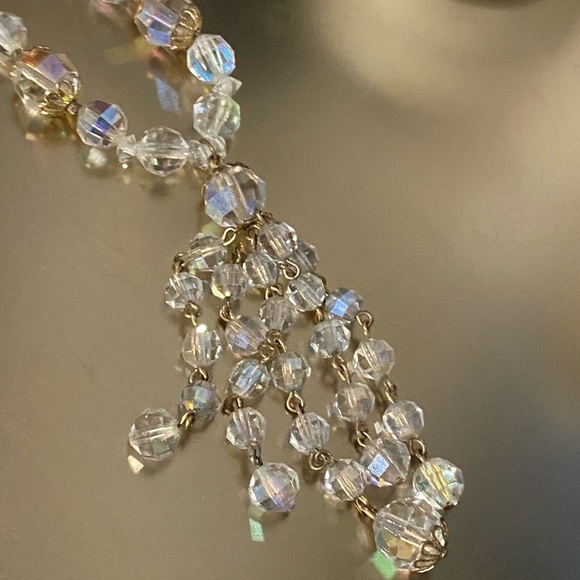 Beautiful vintage necklace Aurora Borealis style beads - Picture 8 of 11